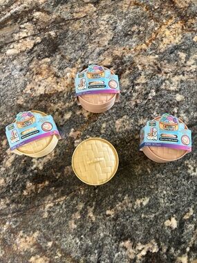 Viral rainbow squishy mystery dumplings, set of 4